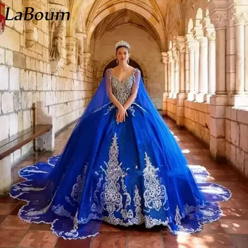 Женские пышные платья LaBoum Королевского синего цвета С Блестящими Бисерными Аппликациями, Бальное платье с V-образным вырезом и накидкой Vestidos de 15 Años Sweet 16